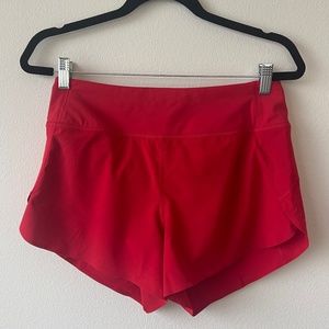 Athleta Run With It 3.5" shorts